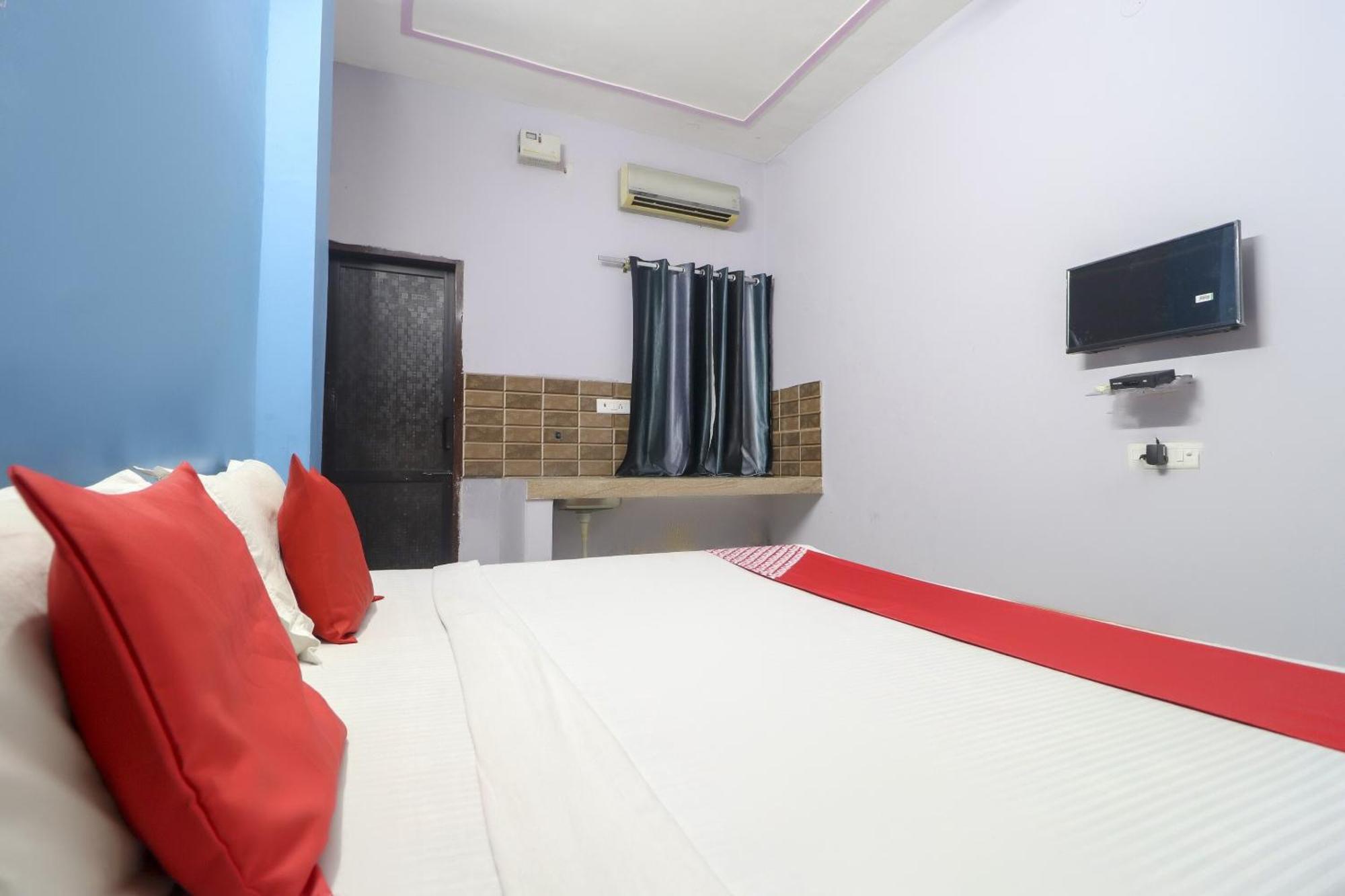 Oyo Flagship 74383 Hotel Grand Tulip Lalewal Екстер'єр фото
