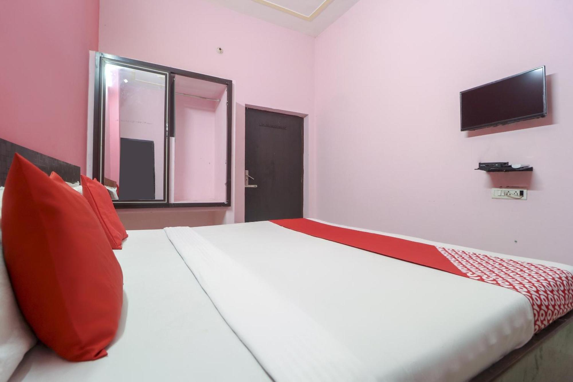 Oyo Flagship 74383 Hotel Grand Tulip Lalewal Екстер'єр фото